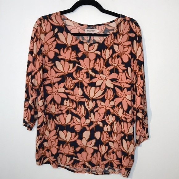 𝅺SOAKED in luxury floral viscose dolmen top - Picture 1 of 9